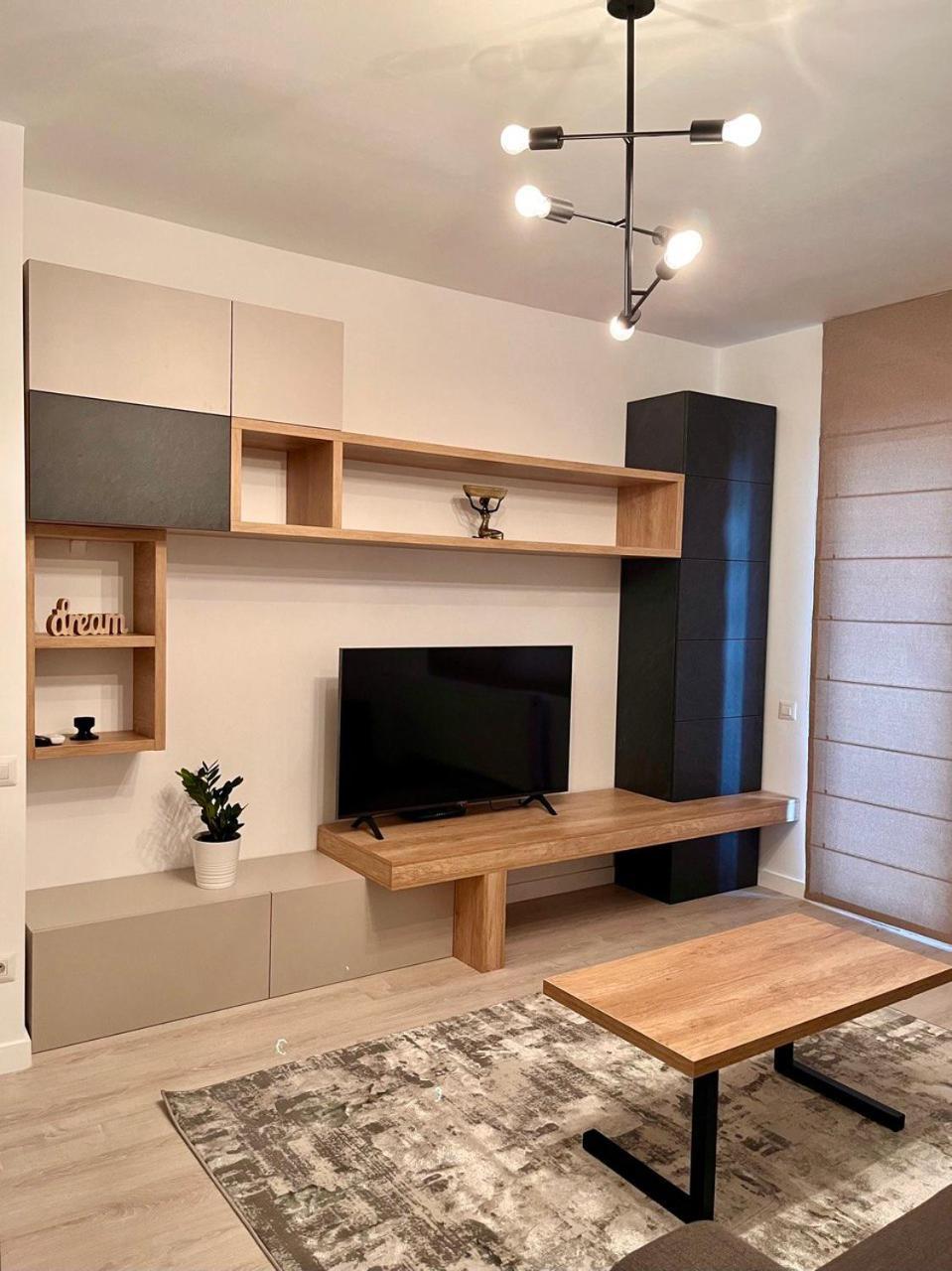 The Butterfly Suite, Near Arenele Romane & Constitution Square Appartement